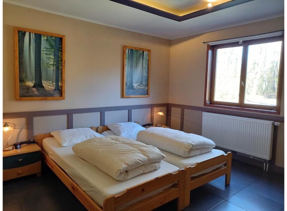 Holiday Home"Monsieur Nips" Érezée Exterior foto